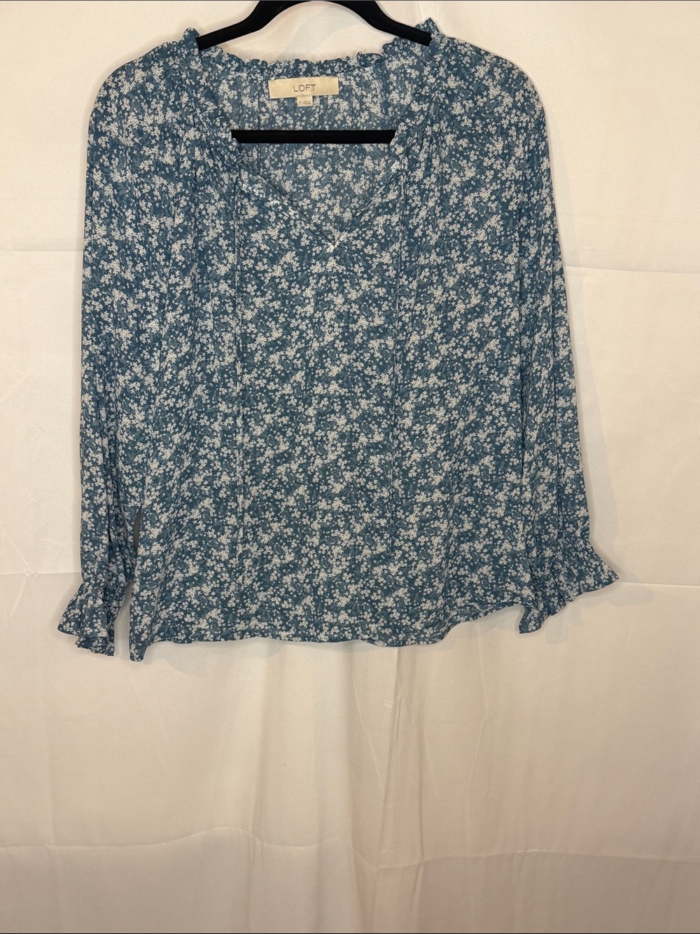 NWOT Loft Blouse